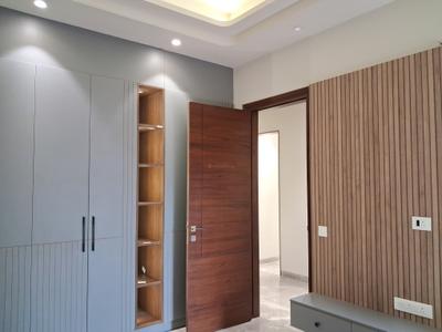 Bedroom Image of 1800 Sq.ft 3 BHK Builder Floor for sale in Paschim Vihar New Delhi for Rs. 37500000