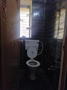 Bathroom Image of 550 Sq.ft 1 BHK Apartment / Flat for rent in Andheri West Mumbai for Rs. 64000