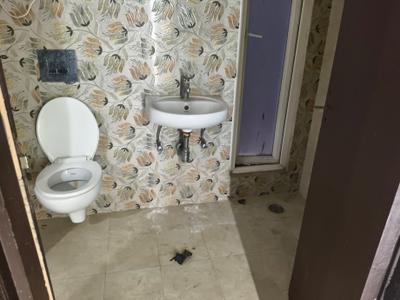 Image of 1020 Sq.ft 2 BHK Apartment / Flat for rent in Supertech The Romano, Sector 118, Noida for Rs. 23006