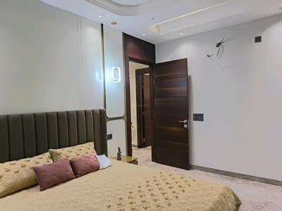Bedroom Image of 2700 Sq.ft 5 BHK Builder Floor for sale in Indirapuram Ghaziabad for Rs. 35000000