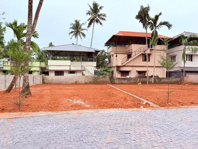 Image of 2175 Sq.ft Residential Plot / Land for sale in Vyttila, Kochi for Rs. 1350000