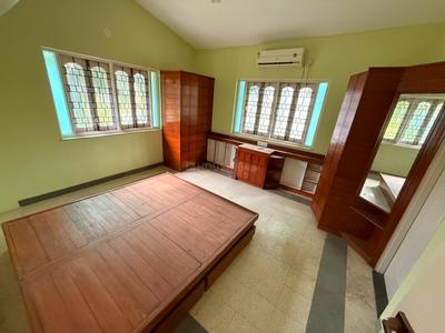 Bedroom Image of 4600 Sq.ft 5 BHK Villa for rent in Aundh Pune for Rs. 300000