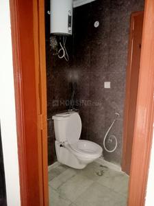 Bathroom Image of 2200 Sq.ft 4 BHK Apartment / Flat for sale in CGHS ShivLok Apartment, Sector 6 Dwarka New Delhi for Rs. 31500000