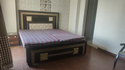 Bedroom Image of 1350 Sq.ft 3 BHK Apartment / Flat for rent in Sethi Max Royal, Sector 76 Noida for Rs. 52000