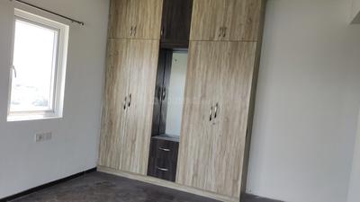 Bedroom Image of 1001 Sq.ft 2 BHK Apartment / Flat for rent in Malles Altius, Perumbakkam Chennai for Rs. 30000