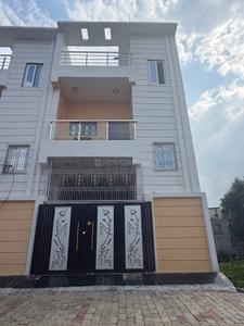 Image of 700 Sq.ft 4 BHK Independent House for sale in Goithaha, Varanasi for Rs. 7500000