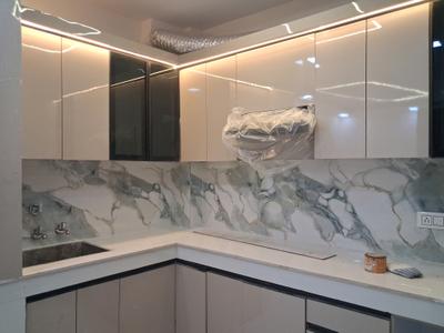Kitchen Image of 900 Sq.ft 3 BHK Builder Floor for sale in Dwarka Mor New Delhi for Rs. 5400000