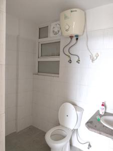 Bedroom One Image of 806 Sq.ft 2 BHK Apartment / Flat for sale in KLJ Platinum Heights, Sector 77 Faridabad for Rs. 7500000