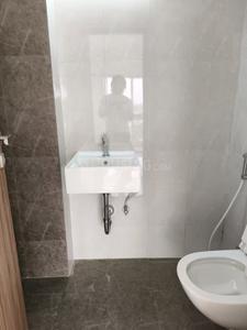 Bathroom Image of 3000 Sq.ft 4 BHK Apartment / Flat for sale in Bandra West Mumbai for Rs. 210000000