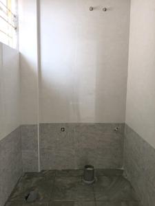 Common Bathroom Image of 600 Sq.ft 1 BHK Apartment / Flat for rent in Kaggadasapura Bengaluru for Rs. 25001