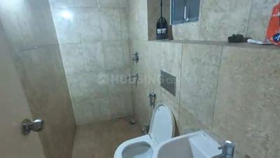 Bathroom Image of 817 Sq.ft 2 BHK Apartment / Flat for rent in Godrej Seven, Joka Kolkata for Rs. 16000