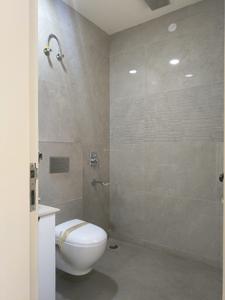 Bedroom One Image of 1850 Sq.ft 4 BHK Builder Floor for sale in Indirapuram Ghaziabad for Rs. 25400001