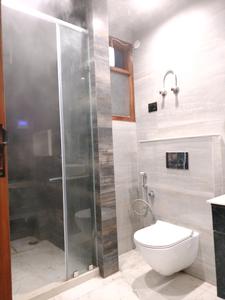 Common Bathroom Image of 3200 Sq.ft 5 BHK Builder Floor for sale in Rajendra Nagar Ghaziabad for Rs. 25900000