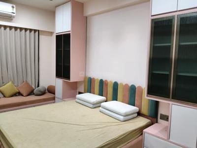 Bedroom Image of 6000 Sq.ft 4 BHK Apartment / Flat for rent in Adani La Marina, Shantigram Ahmedabad for Rs. 110000