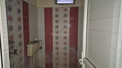 Bathroom Image of 876 Sq.ft 2 BHK Apartment / Flat for sale in Balajirao Pet Tenali for Rs. 3500000