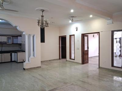 Living Room Image of 2400 Sq.ft 4 BHK Builder Floor for rent in Sector 61 Noida for Rs. 55000