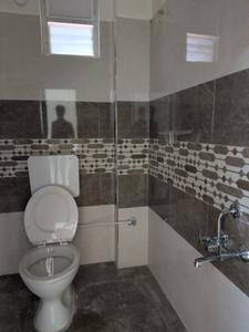 Common Bathroom Image of 1625 Sq.ft 3 BHK Apartment / Flat for sale in Nayans Nature Springs, Kukatpally Hyderabad for Rs. 15000000