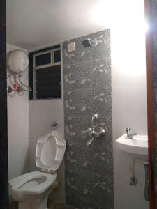 Common Bathroom Image of 583 Sq.ft 1 BHK Apartment / Flat for sale in Thakur Galaxy, Boisar Mumbai for Rs. 3000000