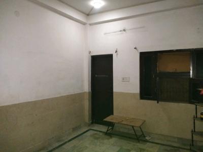 Bedroom Image of 900 Sq.ft 3 BHK Independent House for sale in Shalimar Garden Ghaziabad for Rs. 20000000
