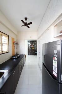 Kitchen Image of 540 Sq.ft 2 BHK Apartment / Flat for sale in Ghatlodiya Ahmedabad for Rs. 4850000