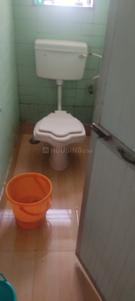 Bathroom Image of 480 Sq.ft 1 BHK Apartment / Flat for rent in Bhandup West Mumbai for Rs. 18000