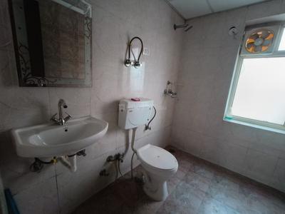 Bathroom Image of 1715 Sq.ft 3 BHK Apartment / Flat for rent in Pardesi Ushay Tower, Kundli Sonipat for Rs. 22000