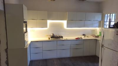 Kitchen Image of 1800 Sq.ft 3 BHK Apartment / Flat for sale in Thaltej Ahmedabad for Rs. 18000000