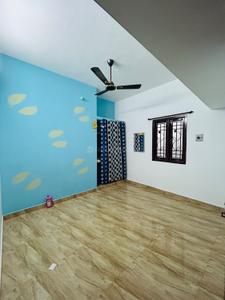 Bedroom Image of 1300 Sq.ft 3 BHK Duplex for rent in Avadi Chennai for Rs. 14000