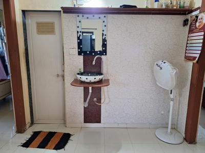 Bathroom Image of 600 Sq.ft 2 BHK Apartment / Flat for sale in Ankleshwar GIDC Ankleshwar for Rs. 3000000