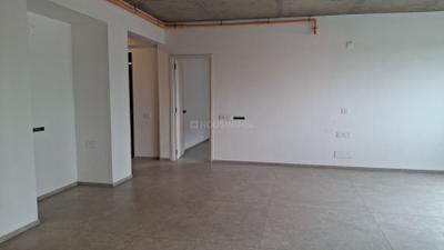 Living Room Image of 3318 Sq.ft 4 BHK Apartment / Flat for sale in Swati Premier, Shantipura Ahmedabad for Rs. 16500000