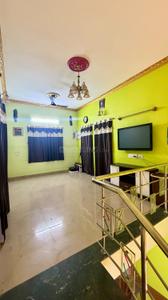 Living Room Image of 1200 Sq.ft 3 BHK Duplex for rent in Asthalakshmi Nagar, Valasaravakkam Chennai for Rs. 90000