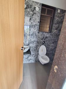 Bathroom Image of 650 Sq.ft 2 BHK Apartment / Flat for sale in Excellaa Tremont, Keshav Nagar Pune for Rs. 7300000