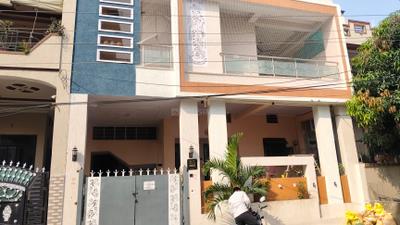 Building Image of 2000 Sq.ft 4 BHK Independent House for rent in Malviya Nagar Jaipur for Rs. 26000