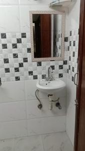 Bathroom Image of 1100 Sq.ft 4 BHK Apartment / Flat for sale in Naraina New Delhi for Rs. 14000000