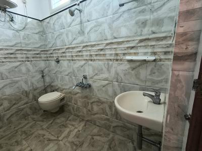 Bathroom Image of 2400 Sq.ft 3 BHK Builder Floor for rent in Jayanagar Bengaluru for Rs. 90000