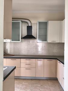 Kitchen Image of 1950 Sq.ft 3 BHK Apartment / Flat for sale in Shree Vardhman Victoria, Sector 70 Gurgaon for Rs. 24500000