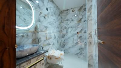 Bathroom Image of 1550 Sq.ft 4 BHK Builder Floor for sale in Sector 14 Dwarka New Delhi for Rs. 14500000