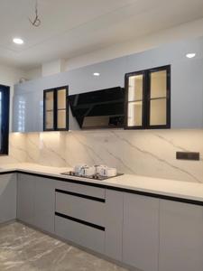 Kitchen Image of 1850 Sq.ft 3 BHK Builder Floor for sale in Central Park Flower Valley, Sector 33 Sohna for Rs. 19900000