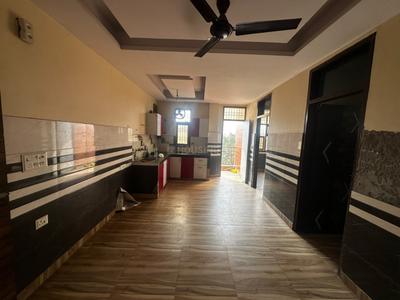 Hall Image of 600 Sq.ft 2 BHK Builder Floor for rent in Mayur Vihar Phase 1 New Delhi for Rs. 19000