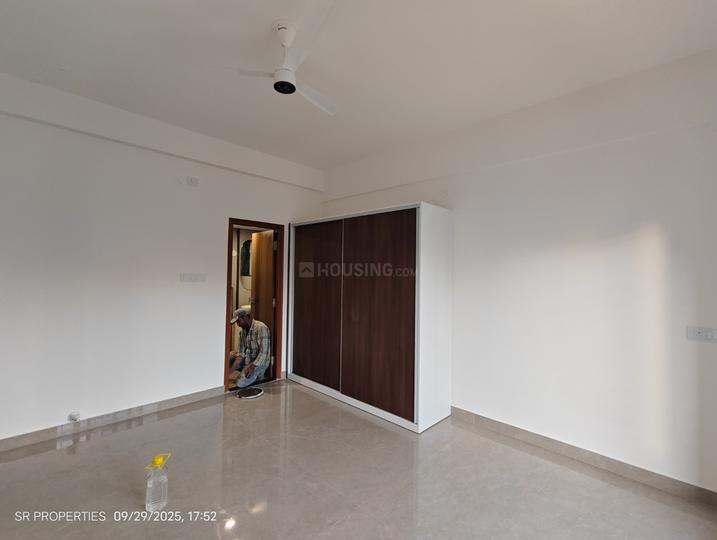J Homes Bedroom 1