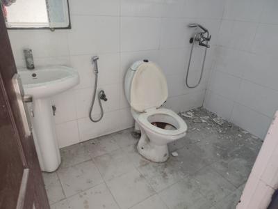 Image of 1650 Sq.ft 3 BHK Apartment / Flat for sale in Amrapali Village, Indirapuram, Ghaziabad for Rs. 15500000