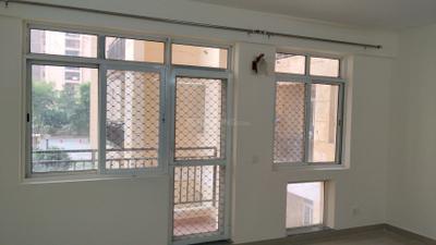 Living Room Image of 1350 Sq.ft 3 BHK Apartment / Flat for rent in Jaypee Kosmos, Sector 134 Noida for Rs. 30000