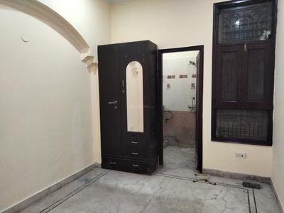 Bedroom Image of 1300 Sq.ft 3 BHK Builder Floor for rent in Indirapuram Ghaziabad for Rs. 22000