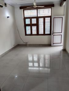 Hall Image of 1000 Sq.ft 2 BHK Apartment / Flat for sale in DDA Flats Mayur Vihar, Mayur Vihar Phase 1 New Delhi for Rs. 16000000