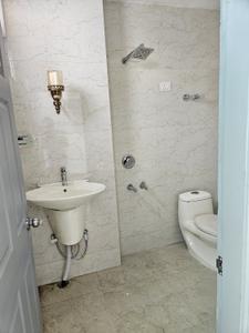 Bathroom Image of 2700 Sq.ft 3 BHK Builder Floor for sale in New Friends Colony New Delhi for Rs. 60000000