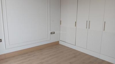 Bedroom Image of 3200 Sq.ft 4.5 BHK Builder Floor for sale in DLF The Grove, DLF Phase 5 Gurgaon for Rs. 87000000
