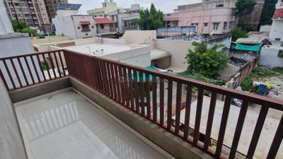 Balcony Image of 900 Sq.ft 2 BHK Independent House for rent in Chandkheda Ahmedabad for Rs. 17000