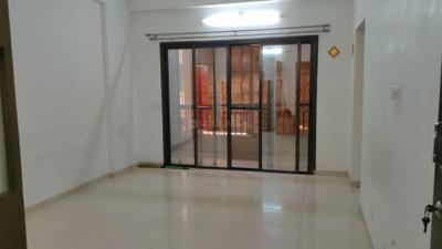 Living Room Image of 950 Sq.ft 2 BHK Apartment / Flat for rent in Manjalpur Vadodara for Rs. 15500
