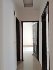 Passage Image of 1044 Sq.ft 2 BHK Apartment / Flat for sale in Paramount Floraville, Kulesara Noida for Rs. 11500000