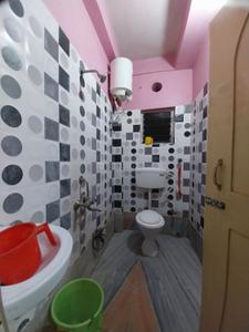 Bathroom Image of 750 Sq.ft 2 BHK Apartment / Flat for rent in Bansdroni Kolkata for Rs. 19000